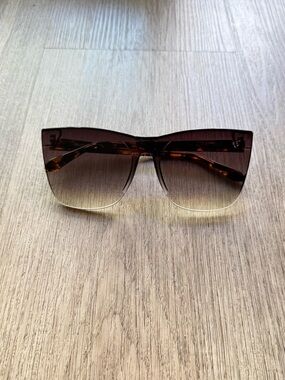quay australia come thru brown fade tortoise arms oversized cat eye sunglasses